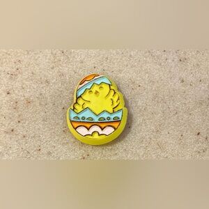 Hallmark Yellow and Blue Chick Brooch 1979